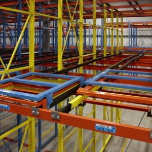 ادفع رف التخزين